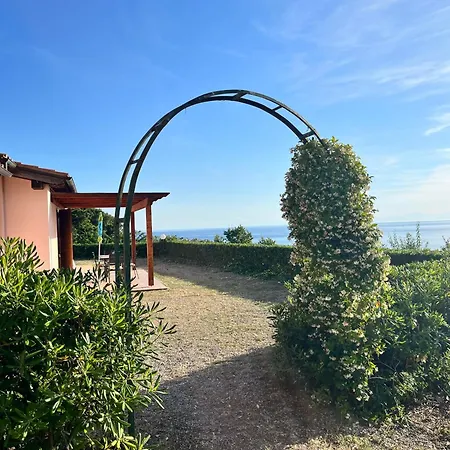 La Sul Golfo Stella - - Services Included *